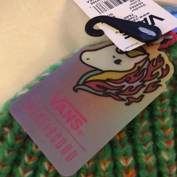 Vans x IRENEISGOOD Cuffed Beanie Hat Color Green Bee OS NWT - Picture 4 of 16
